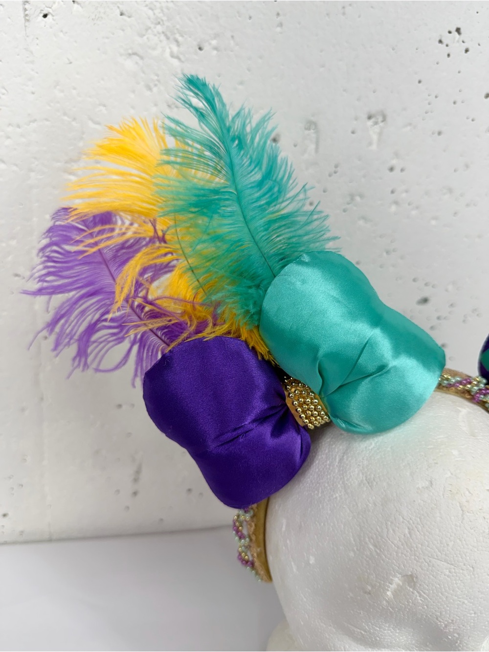 Disney Parks Mardi Gras Minnie Mouse Ears - Picture 4 of 14
